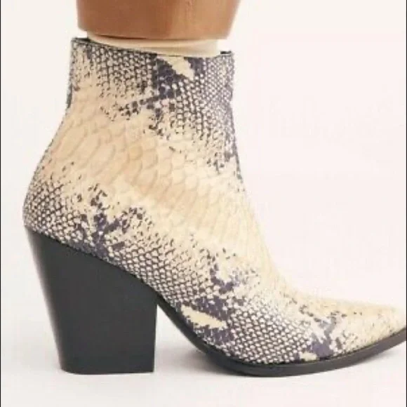 SOLD Jeffrey Campbell x Free People Flynn Leather Snakeskin Heeled Booties - Picture 3 of 7